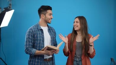 Casting actor y actriz con acento sevillano para grabación de curso