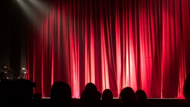 Se buscan obras de teatro sobre violencia machista para distribución en Madrid