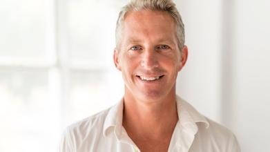 Casting hombre entre 50 y 80 años para una sesión de fotos de publicidad