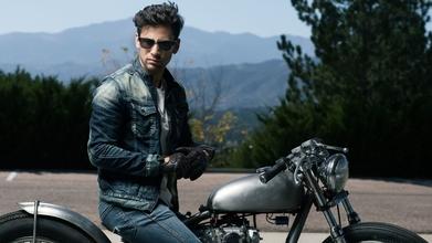 Casting chicos entre 18 y 30 años con moto para figuración