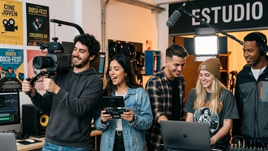 Se buscan creadores y creadoras audiovisuales de 18 a 30 años para eventos en España