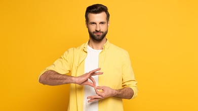 Casting hombre de 30 a 45 años que domine el lenguaje de los signos para spot de televisión