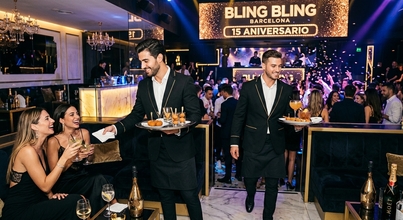 Casting azafatos entre 30 y 40 años con buena imagen para el 15 aniversario de la discoteca Bling Bling en Barcelona
