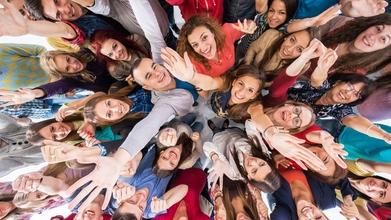 Casting hombre y mujer entre 18 y 35 años para figuración