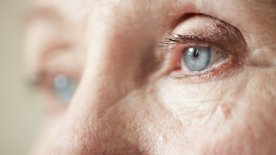 Casting mujeres de 65 a 80 años con ojos azules para película