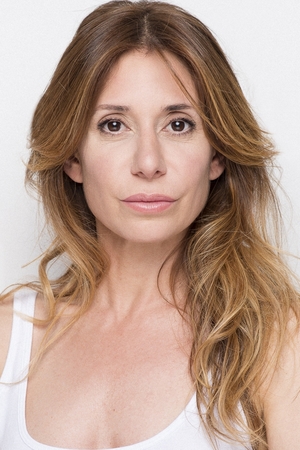 Rebeca Medina, coordinadora de intimidad en la serie de Netflix Manual para señoritas