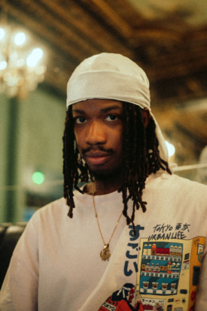 Steven Bruce se muda a España para integrar Kourtrajmé gracias a casting.es