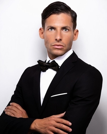 David, un modelo polifacético y apasionado por la moda