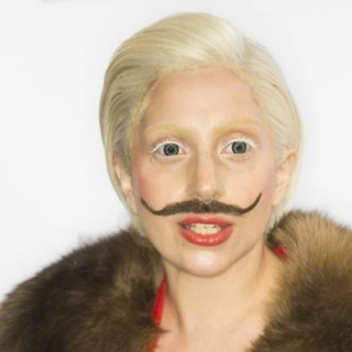 Que los gays, los niños y las chonis se apiaden del 'ARTPOP' de Lady Gaga
