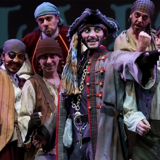 El musical "La Isla del Tesoro" llena Madrid de piratas, mapas del tesoro, un barco abandonado y un sin fin de aventuras !