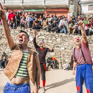 ¿Conoces el circo social? Descúbrelo en nuestra entrevista al grupo "Circlosión de Carcajas"