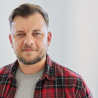 Casting figurantes hombres de 40 a 50 años para vídeo corporativo