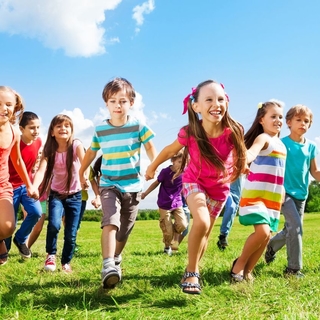 Casting niños y niñas de 4 y 10 años para sesión de fotos de moda