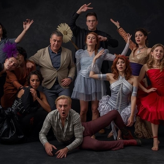 Casting figurantes hombres y mujeres mayores de 18 años para performance artística