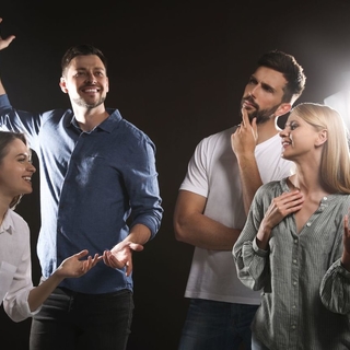 Casting actores y actrices para gira de teatro