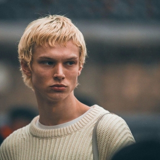 Casting hombre perfil nórdico con buen nivel de inglés