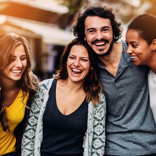 Casting actores y actrices diferentes perfiles para largometraje