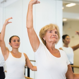 Casting bailarinas de 50 a 60 años para serie de televisión