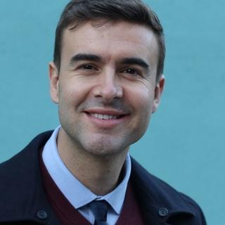 Casting actor que hable portugués para vídeos publicitarios