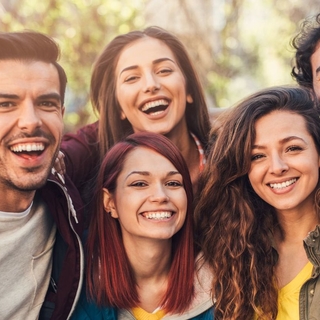 Se buscan actores actrices y figurantes entre 25 y 50 años para para spot de una marca de cerveza