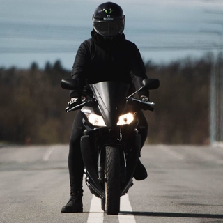 Casting moteros latinos y afrodescendientes para spot publicitario