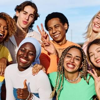 Casting figurantes mujeres y hombres para spot publicitario