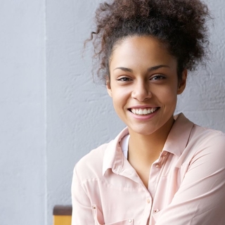 Casting modelos de manos mulatos/mulatas para publicidad