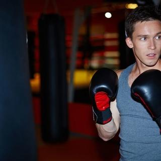 Casting actor de 20 años que sepa boxear para serie de televisión