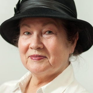 Casting actriz de 70 a 75 años para serie de televisión