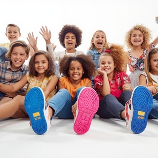 Casting niños y niñas entre 5 y 13 años para shooting de calzados