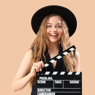 Casting actriz que hable inglés para obra de teatro escolar