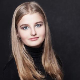 Casting actriz de 16 a 18 años para película