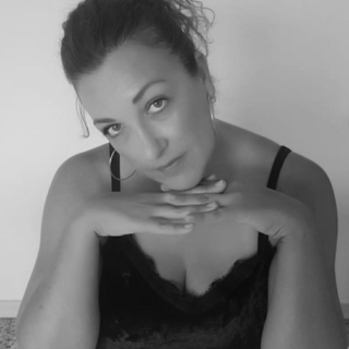 Mercedes, una ex abogada que brilla frente a cámara