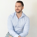 Danny Growl, actor y músico, nos cuenta todo acerca de su trayectoria ascendente