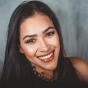 Laura apuesta por una carrera artística sin fronteras