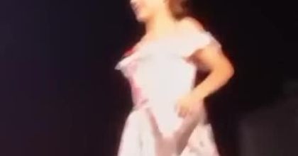 Desfile Fashion Show con escenografía de "La Cenicienta"