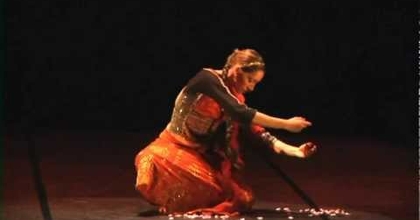 Jhevva ( Eva Mas)."Shandra".FusionIndian dance with Khatak.Teatre Municipal de Girona.Spain