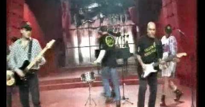 Yellow Pixoliñas Uh, Ah