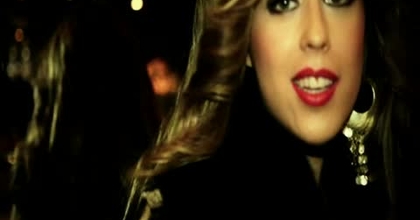 Virgy Bonn presenta su primer videoclip como cantante llamado"Vayas donde Vayas"
